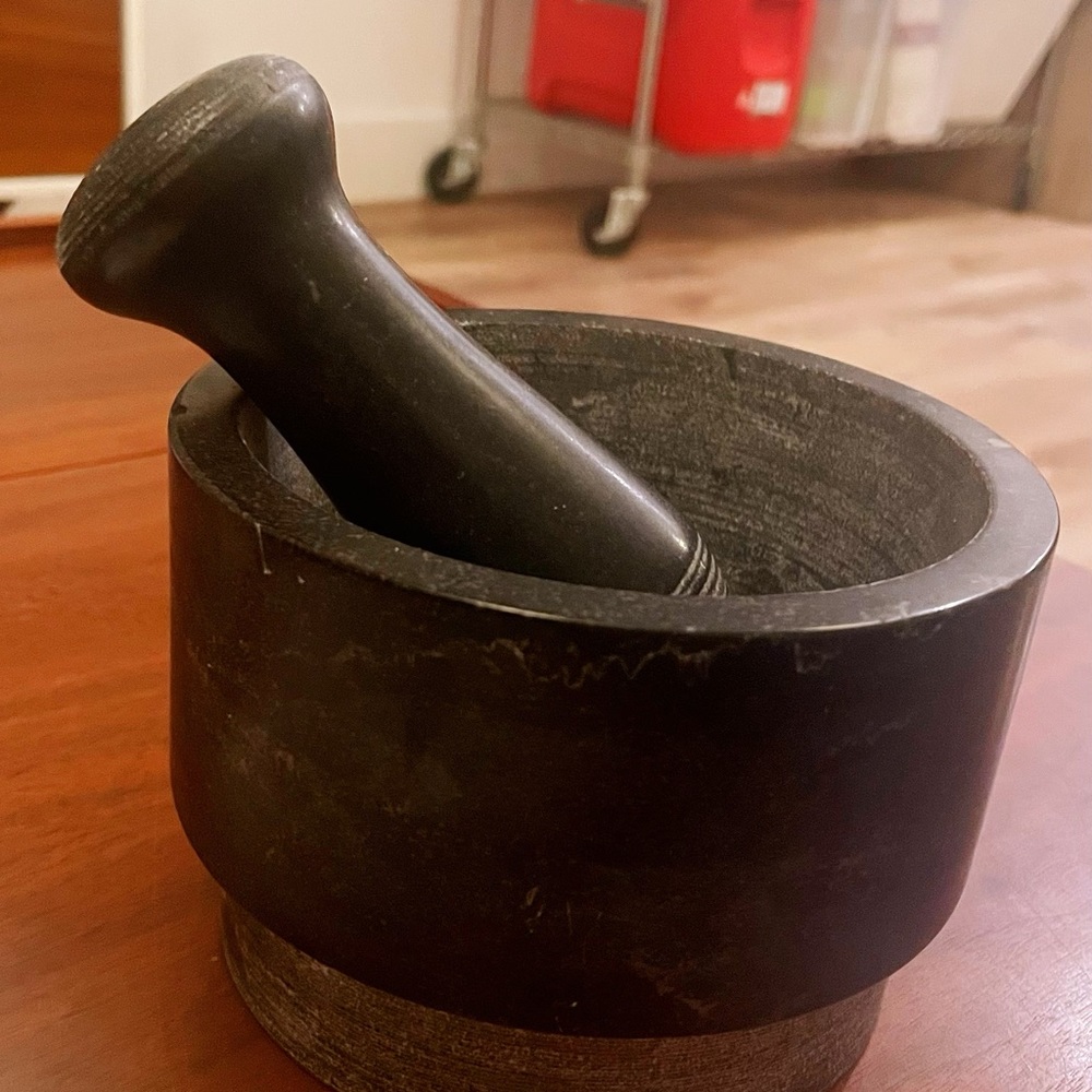 Mortal and pestle